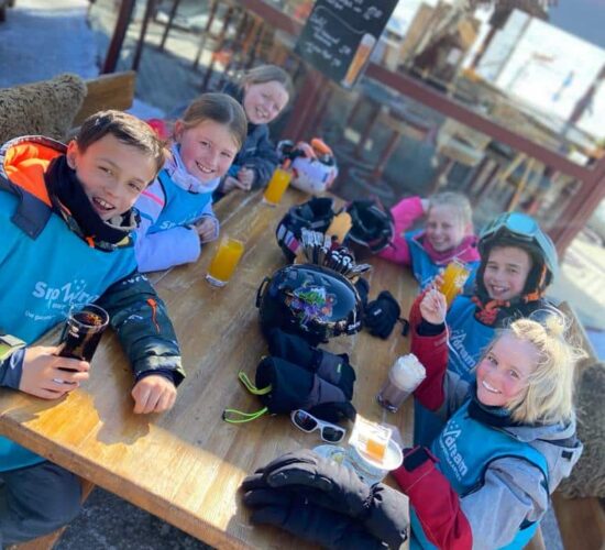 begeleide skivakantie-drankje tijdens de skiles